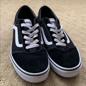 Black vans